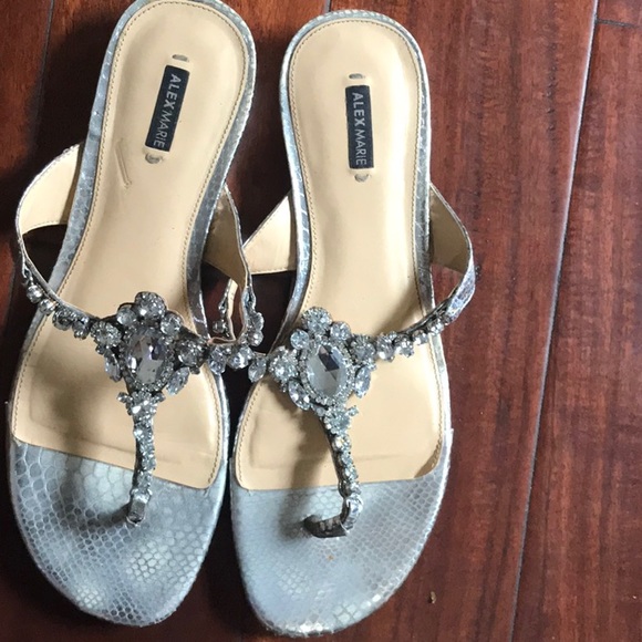 Sandals - Picture 1 of 3